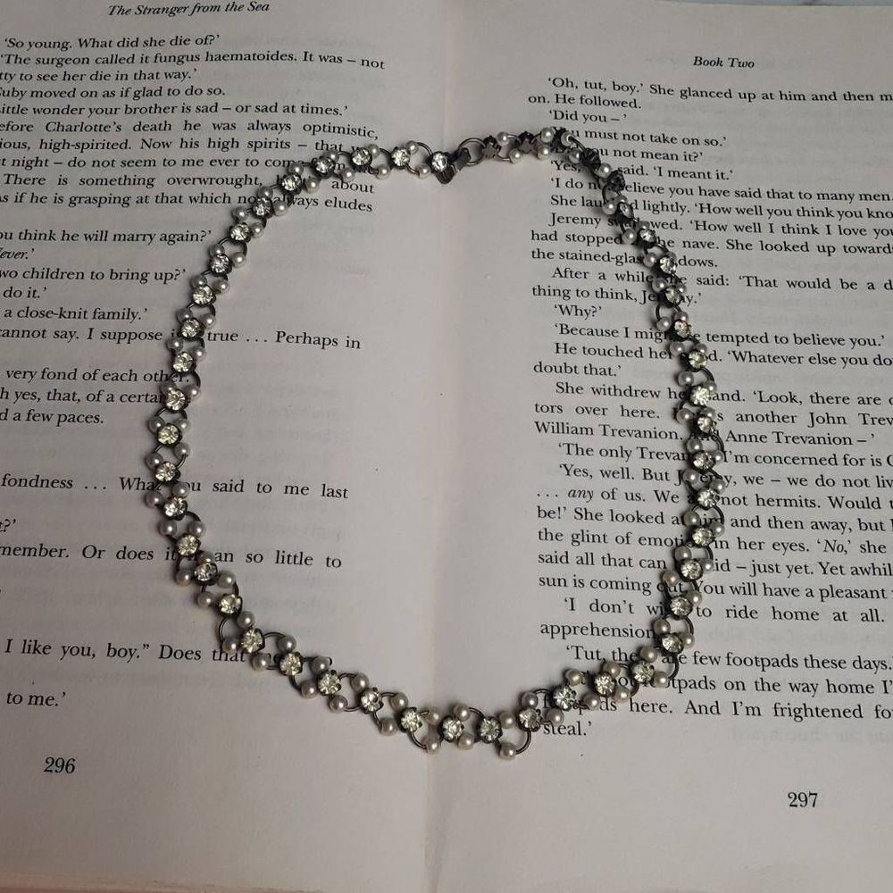 Vintage Faux Pearl and Diamond Chocker Necklace